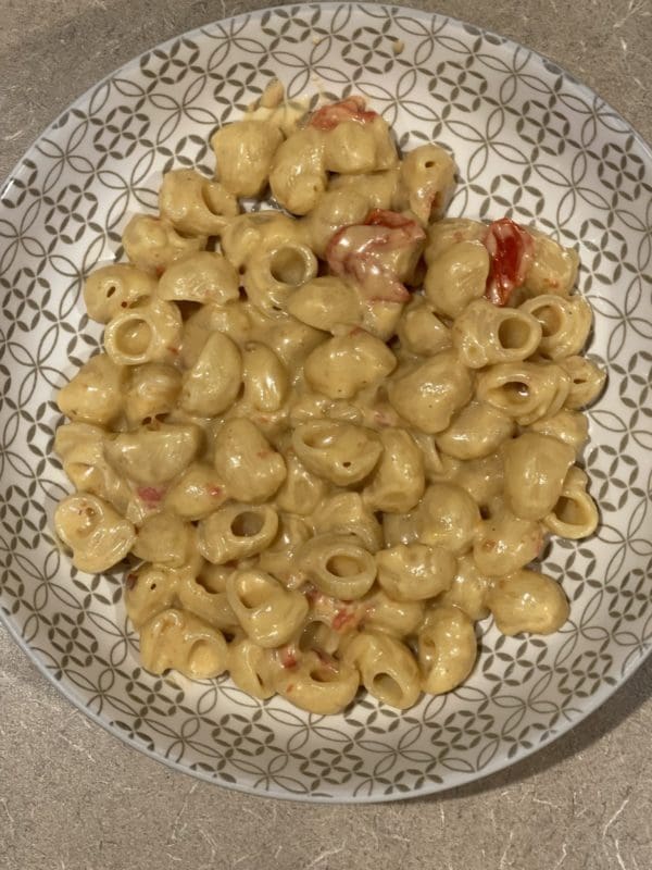 Just Making Some Creamy Pasta With An AMAZING Vegan Cheese Sauce Just Making Some Creamy Pasta With An AMAZING Vegan Cheese Sauce