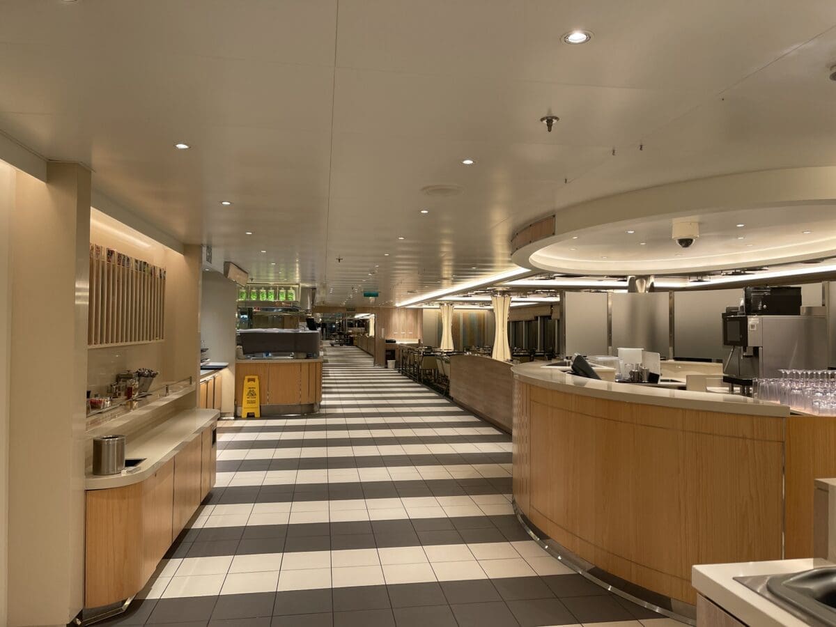 empty lido buffett holland america koningsdam